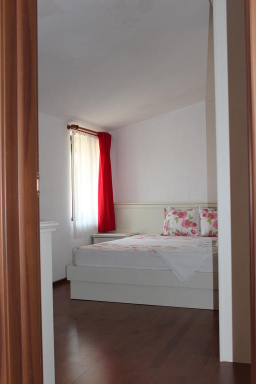 Banu Manta Apartments Bucharest Bilik gambar